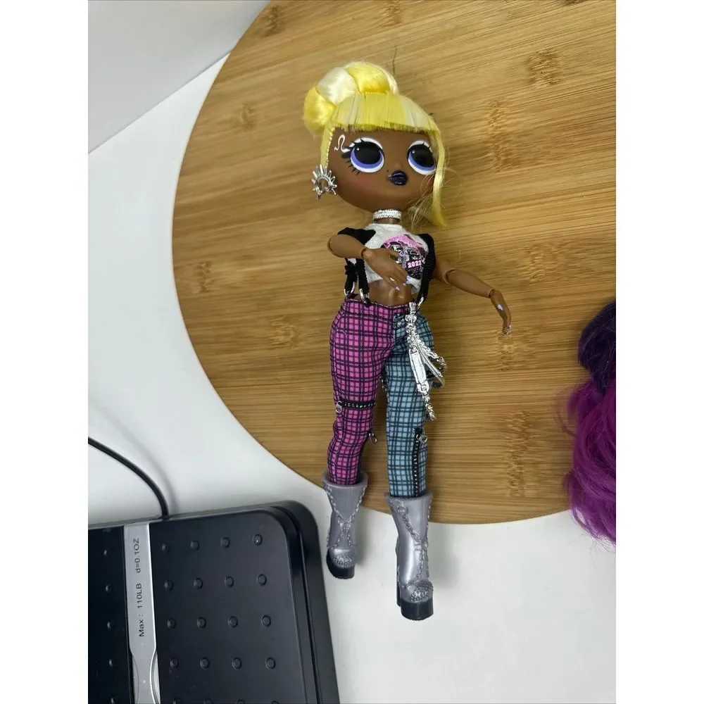 MGA Entertainment LOL Surprise OMG Fashion Dolls‎